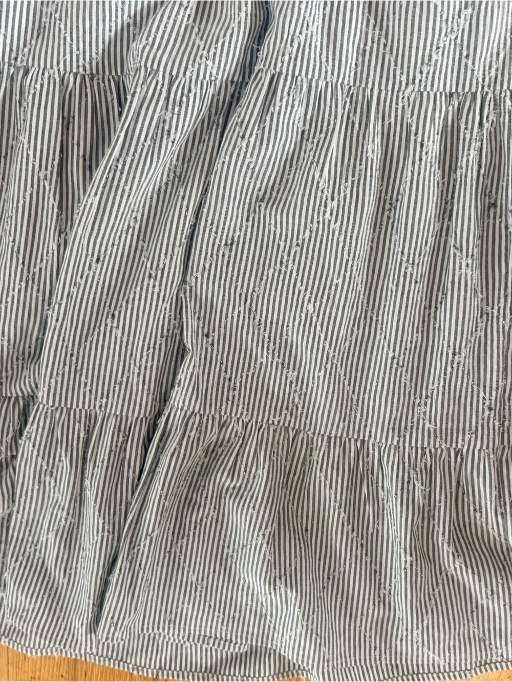Doe & Rae Striped wrap Tie-Waist Tiered Maxi dress like new size small